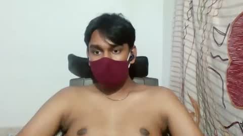 Snapshot of brownguy2505 chatting on December 28, 2024, 8:04 pm brownguy2505 online show from December 28, 2024, 8:04 pm