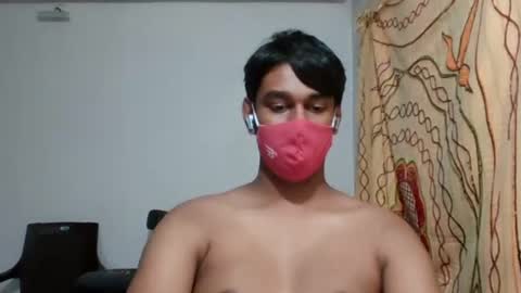 Snapshot of brownguy2505 chatting on January 18, 2025, 10:28 am brownguy2505 online show from January 18, 2025, 10:28 am