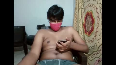 Snapshot of brownguy2505 chatting on January 18, 2025, 10:17 pm brownguy2505 online show from January 18, 2025, 10:17 pm