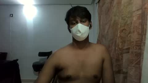 Snapshot of brownguy2505 chatting on January 25, 2025, 8:31 pm brownguy2505 online show from January 25, 2025, 8:31 pm