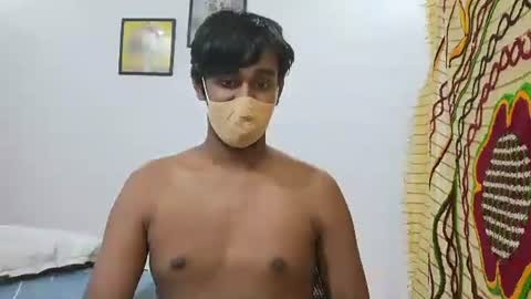 Snapshot of brownguy2505 chatting on September 17, 2025, 7:04 pm brownguy2505 online show from September 17, 2025, 7:04 pm