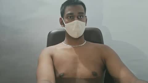 Snapshot of brownguy2505 chatting on November 6, 2025, 6:20 pm brownguy2505 online show from November 6, 2025, 6:20 pm