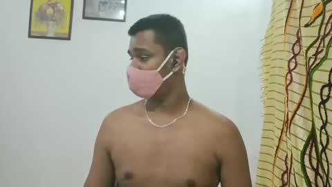 Snapshot of brownguy2505 chatting on November 8, 2025, 12:27 pm brownguy2505 online show from November 8, 2025, 12:27 pm