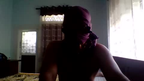 brownmanin40s online show from April 26, 2026, 9:51 am