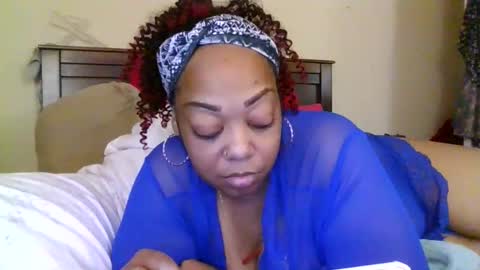 brownroundrenee online show from January 15, 2026, 6:11 pm