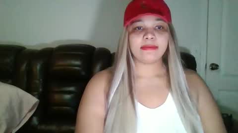 Snapshot of brownsugar0910 chatting on December 9, 2024, 6:35 pm EtherealLilac online show from December 9, 2024, 6:35 pm