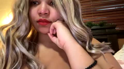 Snapshot of brownsugar0910 chatting on January 2, 2025, 10:22 pm EtherealLilac online show from January 2, 2025, 10:22 pm