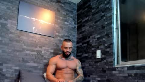 brucedallas online show from October 12, 2025, 12:31 am