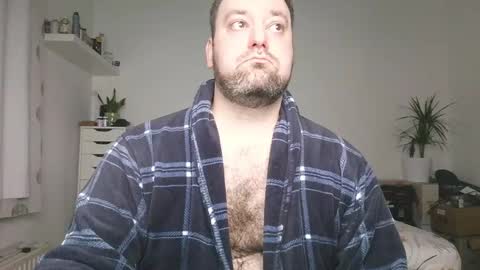 Bruce online show from April 15, 2026, 7:32 pm