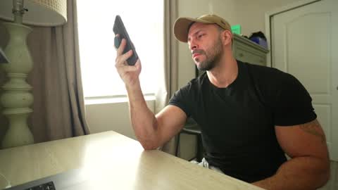 Snapshot of brucestryker chatting on February 18, 2026, 3:19 pm onlyfans BRUCESTRYKER online show from February 18, 2026, 3:19 pm