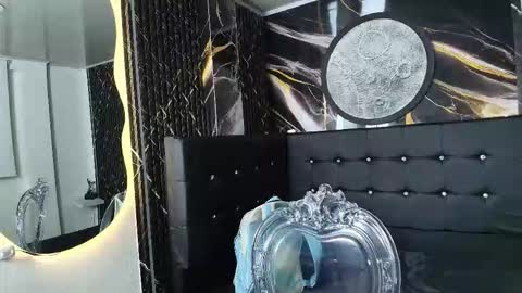 Bruja SCarlata online show from September 23, 2025, 10:07 am