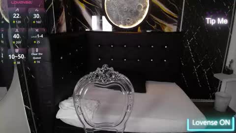 Bruja SCarlata online show from October 22, 2025, 10:15 am