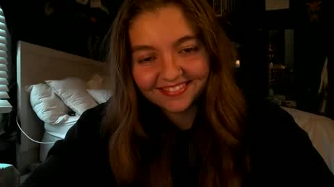 Snapshot of brunettebaby040 chatting on September 25, 2025, 8:12 pm brunettebaby040 online show from September 25, 2025, 8:12 pm