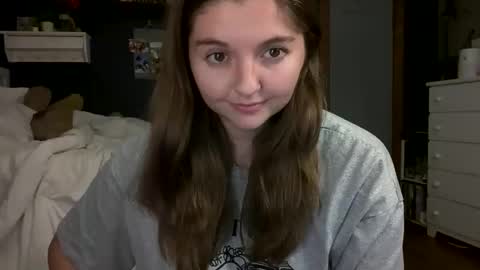 Snapshot of brunettebaby040 chatting on October 4, 2025, 5:16 am brunettebaby040 online show from October 4, 2025, 5:16 am