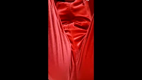 Snapshot of brunettedoll100 chatting on February 11, 2026, 10:31 am brunettedoll100 online show from February 11, 2026, 10:31 am