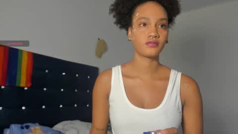 brunettjhelen online show from October 21, 2025, 8:42 pm