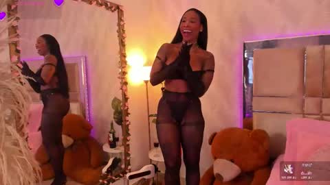 Brenda online show from November 8, 2025, 8:03 am