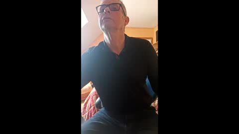 bruno5629 online show from May 10, 2026, 12:32 pm