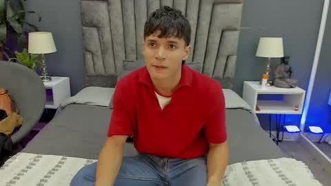 Snapshot of bruno_bellini chatting on November 29, 2025, 11:57 am Bruno Bellini online show from November 29, 2025, 11:57 am