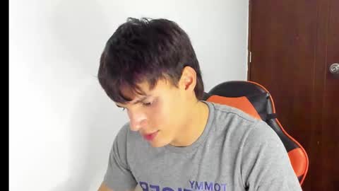 Snapshot of bruno_bellini chatting on February 22, 2026, 2:24 am Bruno Bellini online show from February 22, 2026, 2:24 am