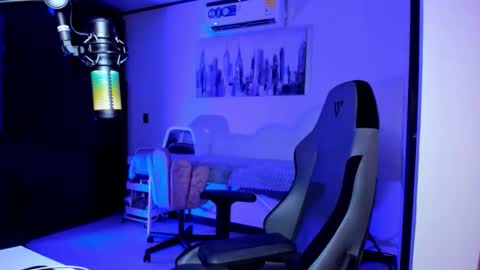 Bruno online show from November 5, 2025, 5:07 am