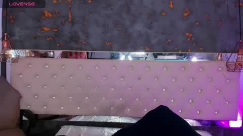 brunoorangel online show from February 11, 2025, 11:54 pm