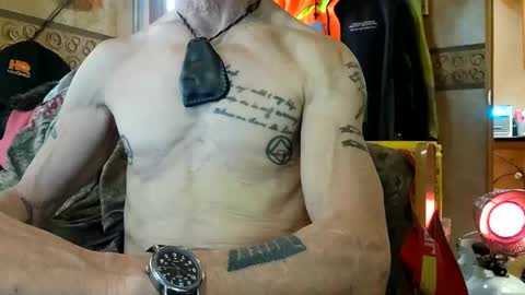 Snapshot of brushsquach chatting on December 30, 2024, 8:04 pm Steve... aka SkinnieDippin aka TimberTramp online show from December 30, 2024, 8:04 pm