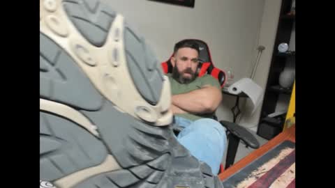 BRUTALMASTER1983 online show from January 28, 2025, 8:58 pm