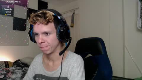 bryamado online show from February 18, 2025, 2:27 am