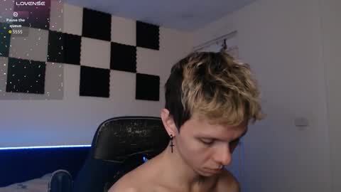 bryamado online show from September 11, 2025, 1:39 am