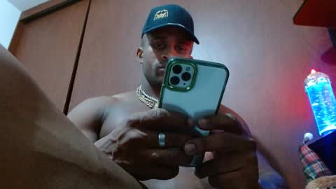 Snapshot of bryan_colen chatting on March 7, 2025, 4:57 am Enjoy the best muscle straws online show from March 7, 2025, 4:57 am