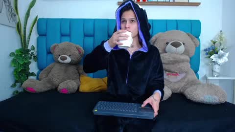 Snapshot of bryan_hotty chatting on February 24, 2026, 11:19 am Bryan online show from February 24, 2026, 11:19 am