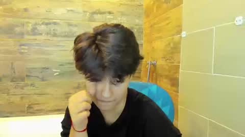 Snapshot of bryce_evans chatting on September 27, 2025, 2:11 pm B R Y C E  online show from September 27, 2025, 2:11 pm