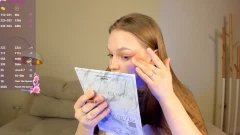 Snapshot of brynrice chatting on January 22, 2025, 5:05 am Mary Please help us to reach 120 thumbs up online show from January 22, 2025, 5:05 am