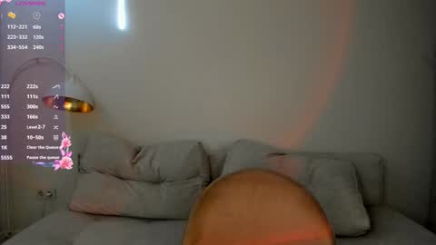 Snapshot of brynrice chatting on January 22, 2025, 8:07 am Mary Please help us to reach 120 thumbs up online show from January 22, 2025, 8:07 am