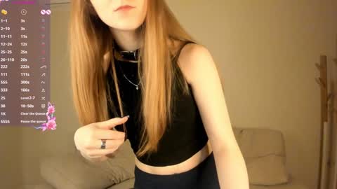 Snapshot of brynrice chatting on January 27, 2025, 5:03 am Mary Please help us to reach 120 thumbs up online show from January 27, 2025, 5:03 am