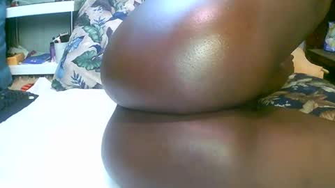 dee online show from February 9, 2025, 4:46 am