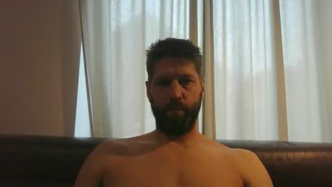 bubblebee1982 online show from October 2, 2025, 7:04 am