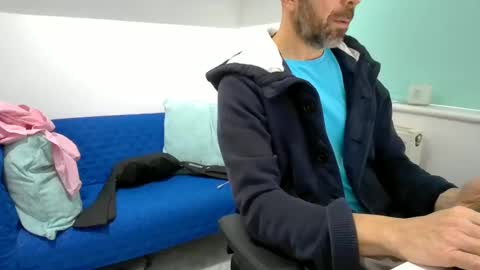 Bubblebum online show from December 9, 2024, 2:39 pm