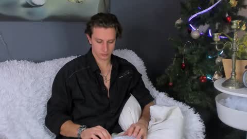 bubblecum_ online show from January 11, 2026, 2:44 pm