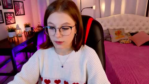 Alice online show from November 18, 2025, 8:24 pm