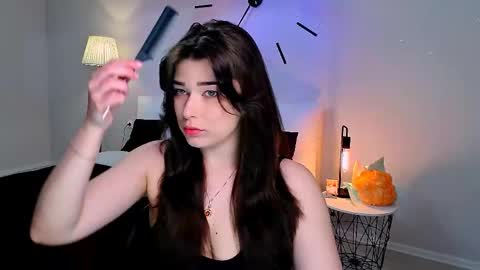 Ari online show from April 17, 2026, 10:51 am