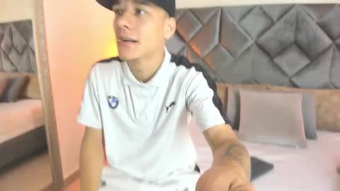 Buda y Cataleya online show from February 27, 2026, 12:49 pm