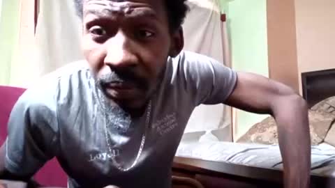 buddylovex online show from November 19, 2025, 6:52 pm