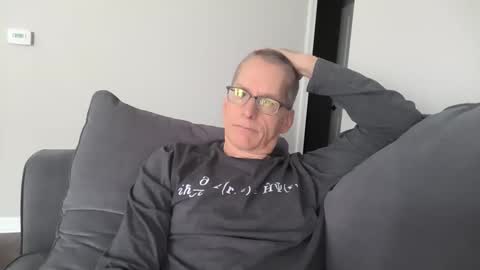 budman004 online show from November 2, 2025, 3:58 pm