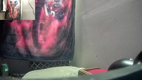 budsonly33 online show from January 28, 2025, 1:27 pm