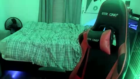 Snapshot of buffsexyman24 chatting on March 1, 2025, 1:00 am buffsexyman24 online show from March 1, 2025, 1:00 am