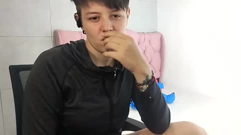 bug2025 online show from September 30, 2025, 1:32 am