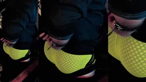 Snapshot of bulging_panties chatting on October 1, 2025, 12:55 pm Fluid Fantasy online show from October 1, 2025, 12:55 pm