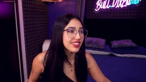 Bunny and The Rock online show from April 18, 2026, 11:27 pm